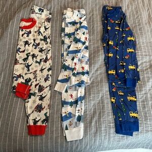 Lot of Hanna Andersson Holiday Pajamas Size 130/8